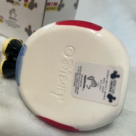 Vintage Disney Minnie and Mickey Mouse Wall Hooks/Figurines, Designware/Applause - Picture 5 of 8